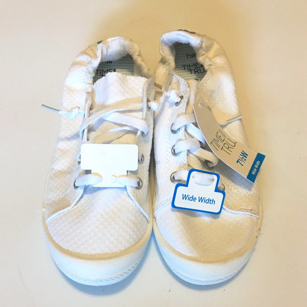 NEW Scrunch back sneakers